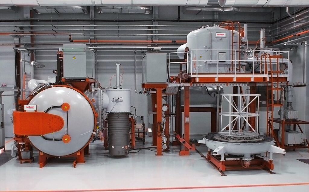 Fornos a Vácuo Aichelin da Grefortec fornos a vácuo AICHELIN